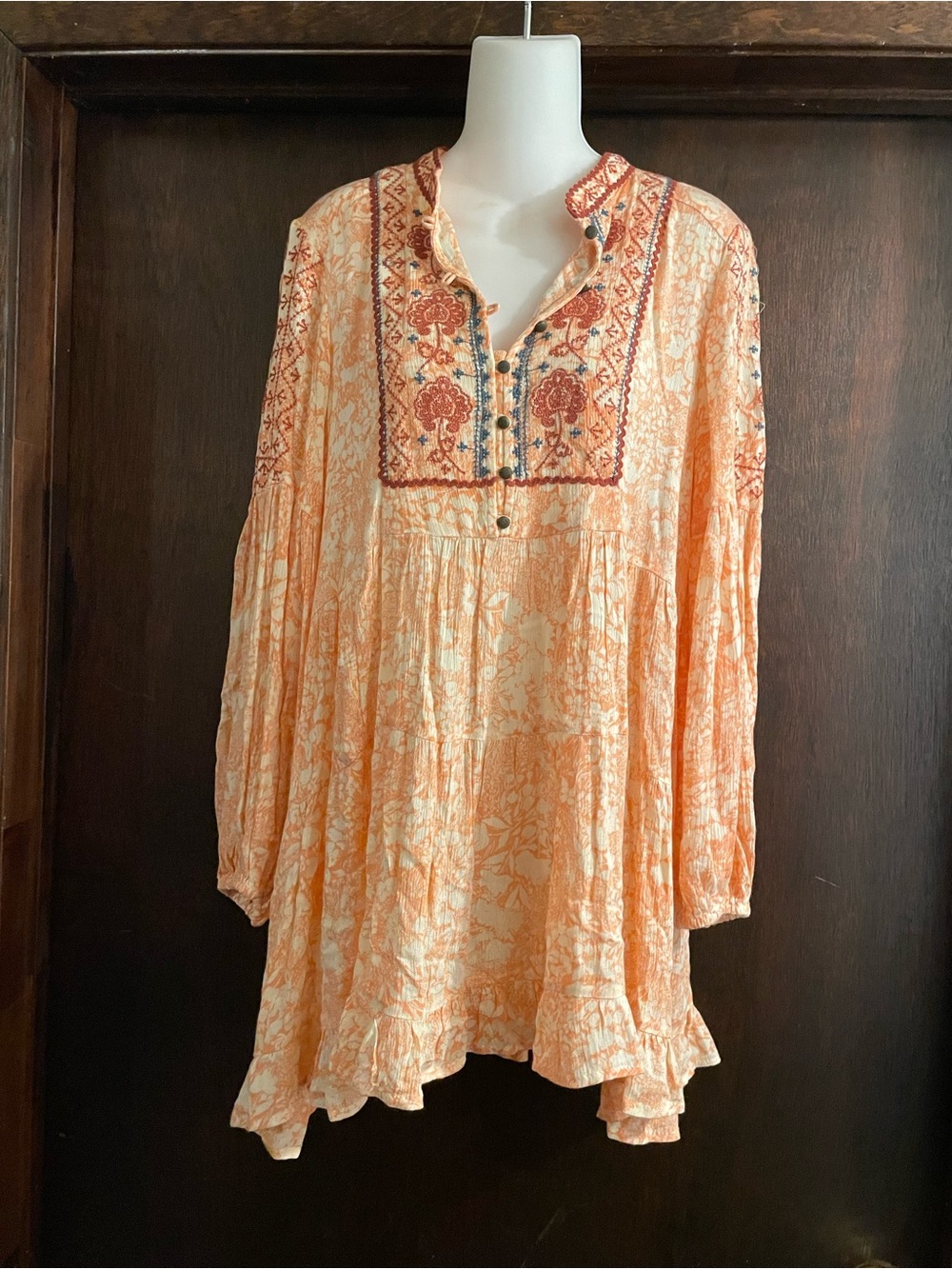 Anthropologie Brand Women's size Medium Claudia Embroidered Babydoll Tunic Top